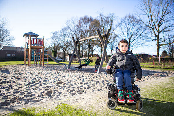 Kinderen-met-handicap-worden-vijf-keer-zoveel-buitengesloten-zo-ook-Ira-c-Masja-Stolk.jpg