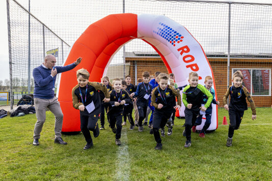 Mini-Roparun-Start-240236.jpg