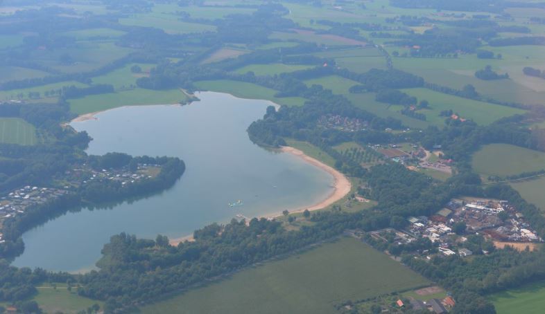 hilgelo vanuit de lucht.JPG