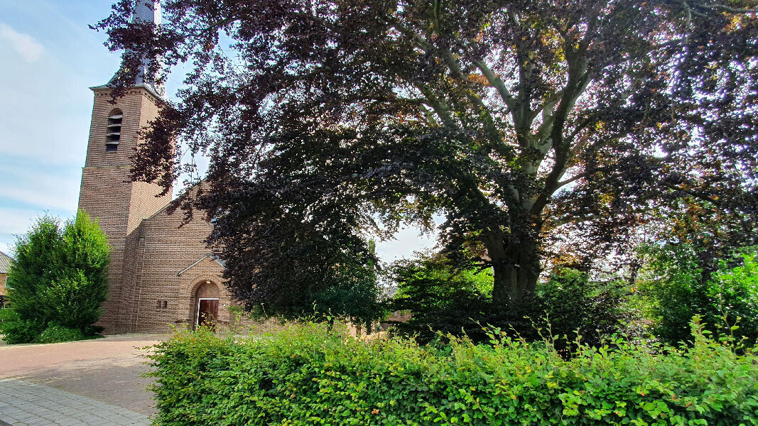 kerk-Antonius-van-Padua-Vragender.jpg