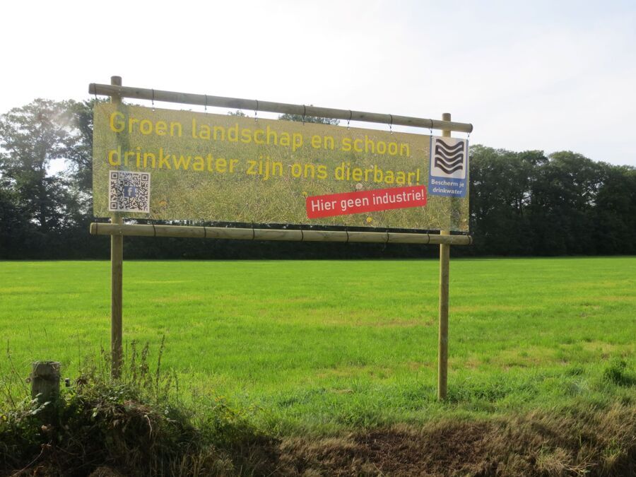 Protestbord-bedrijventerrein-Misterweg.jpg