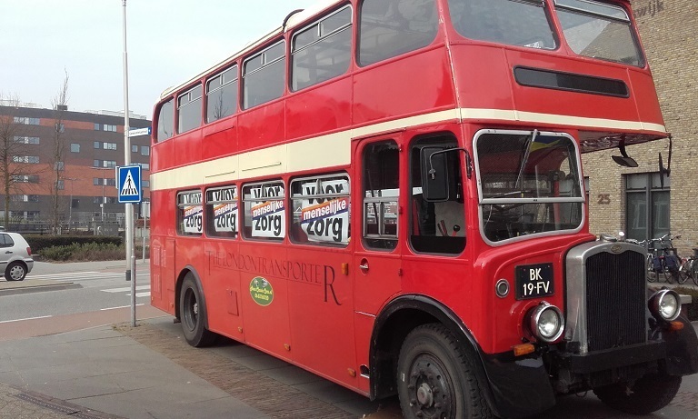 actiebus.jpg