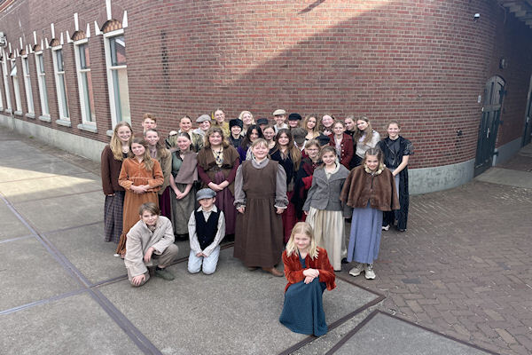 thumbnail_Harlekijn-2024
