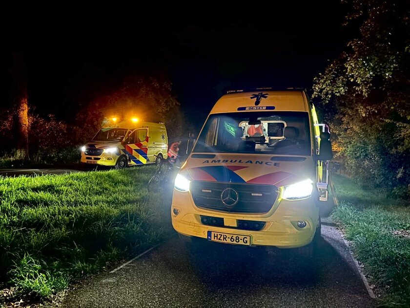 Fietser ernstig gewond na frontale botsing in Winterswijk