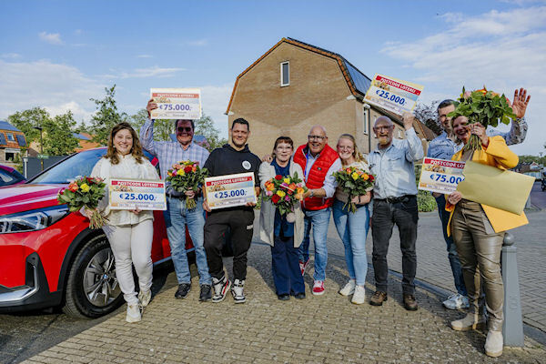 De-gelukkige-Postcode-Loterij-winnaars-van-Winterswijk