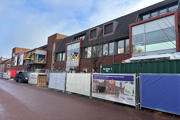Transformatie-van-leegstaande-kantoorruimte-naar-23-appartementen-aan-de-Burgemeester-Bosmastraat.jpg