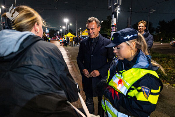 Start-Fietsverlichtingscampagne-met-minister-Harbers-311023-kl.jpg