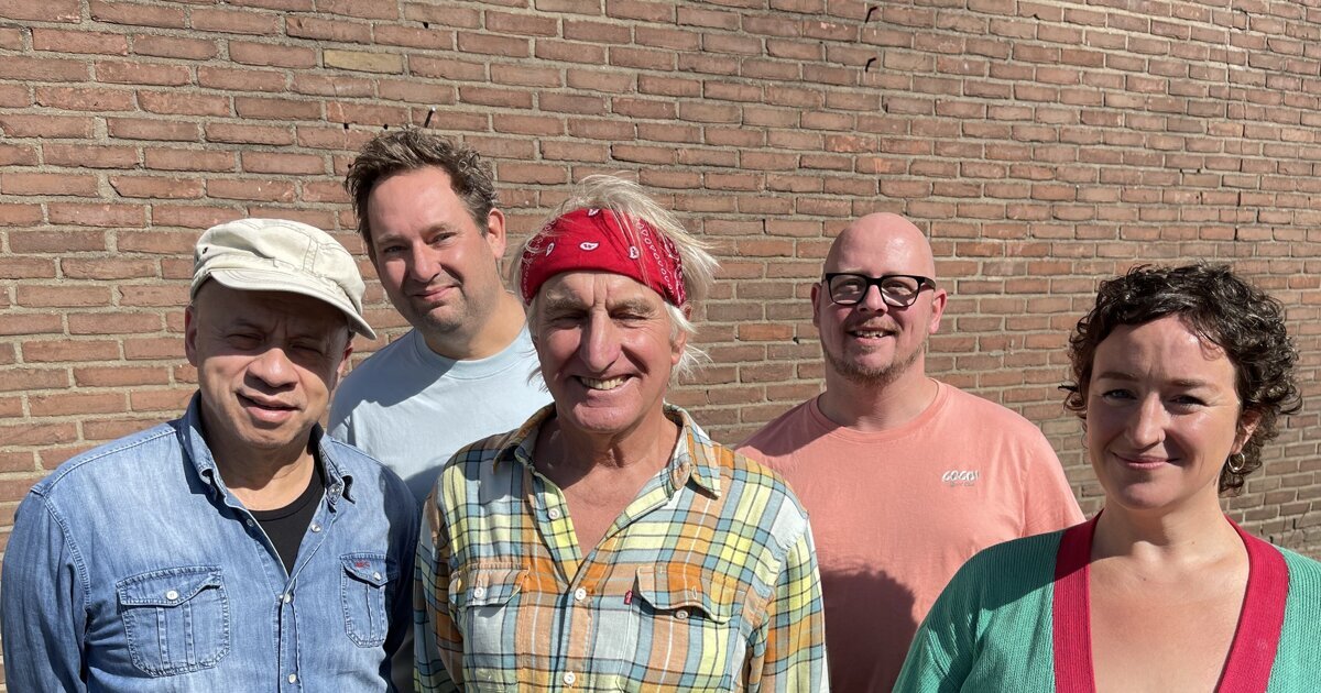 Jan Ottink Band test nieuwe voorstelling tijdens try-out in Podium Neede