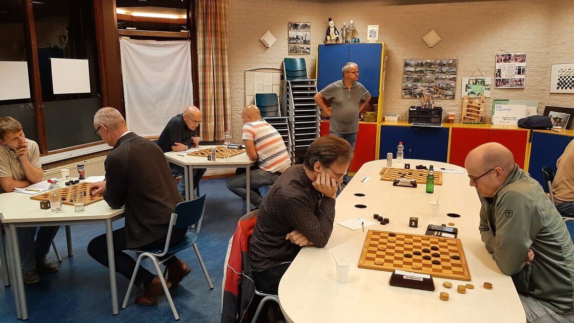 Spannende seizoensopener voor WDV eindigt in gelijkspel